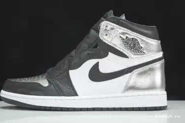 “SILVER BOX) AIR JORDAN 1 (RED WMNS TOE” HIGH OG 0617